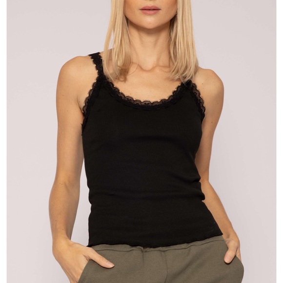 28 Stretchy Ribbed Seamless Lace Trim Tank Top - Picture 2 of 4